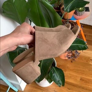 Christian Siriano Beige Suede Block Heel Slides